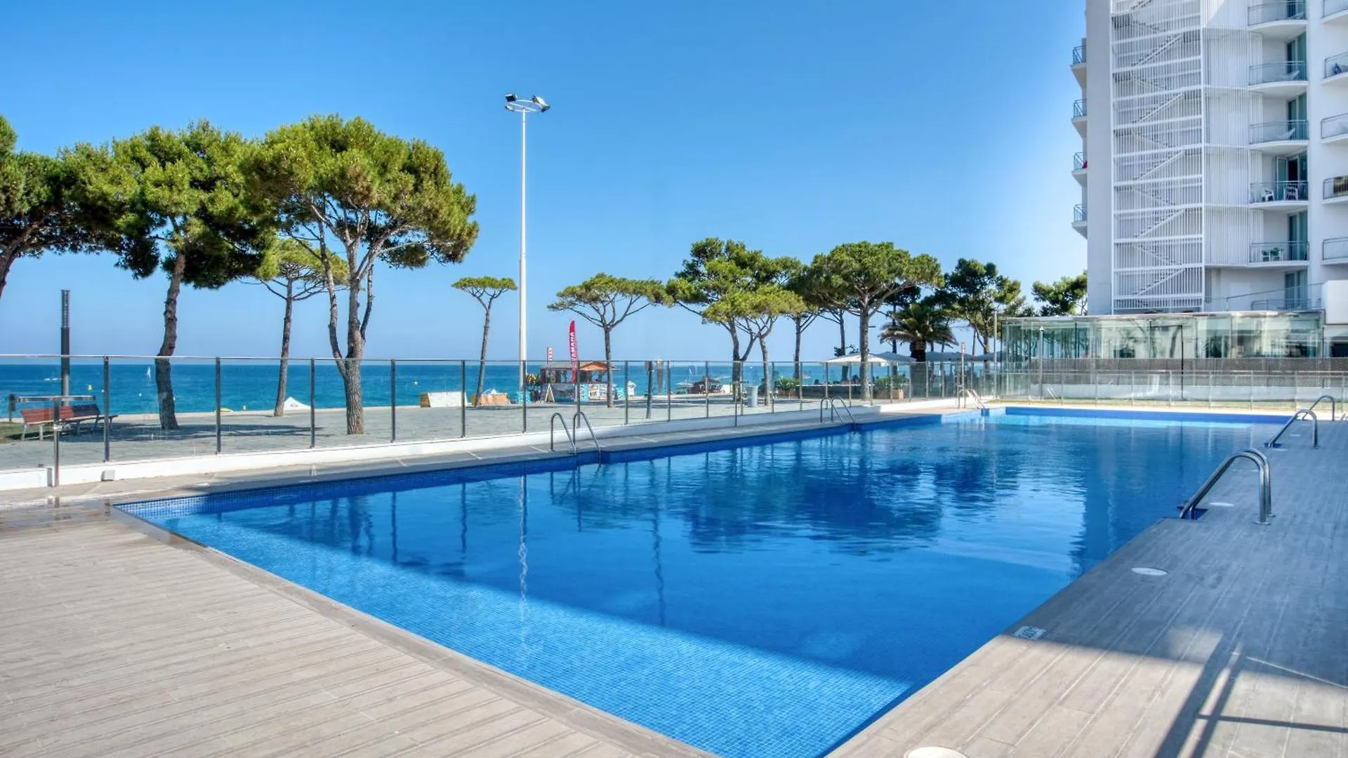 Penthouse On The First Line Apartment Platja d'Aro